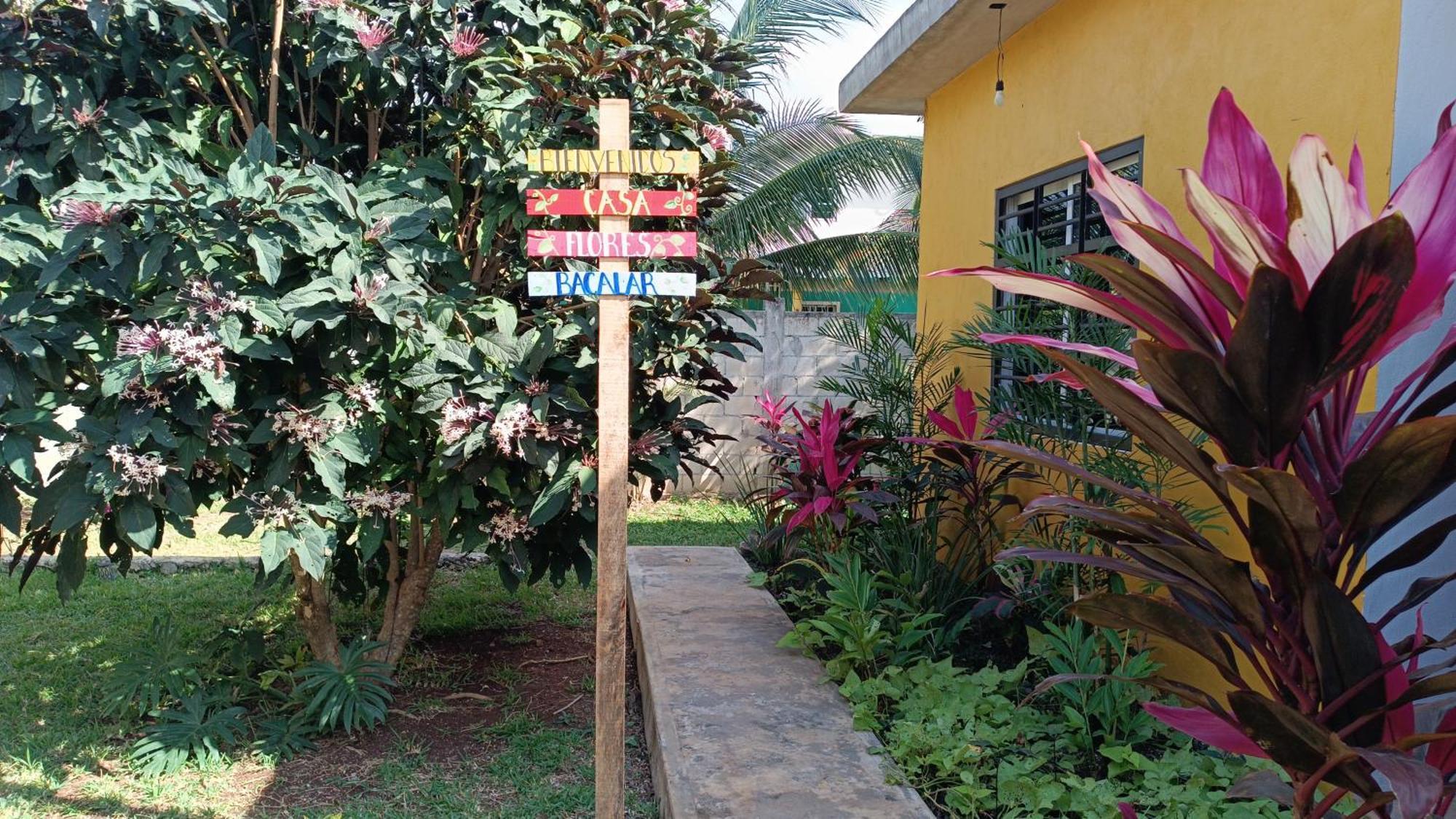 Casa Flores Bacalar Eksteriør billede